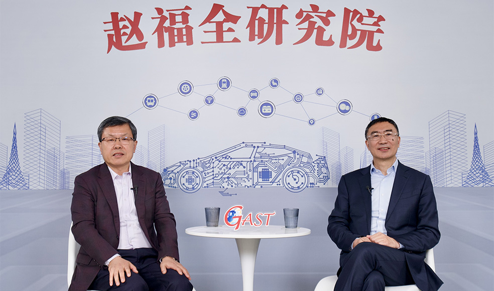趙福全對話朱江明（下）：新汽車時(shí)代的企業(yè)領(lǐng)軍人需要參與產(chǎn)品開發(fā)